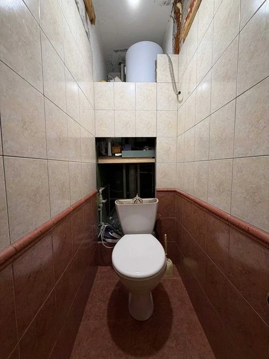W S3 Sale of a 3-room apartment on Sobornosti Ukrainy Street 2