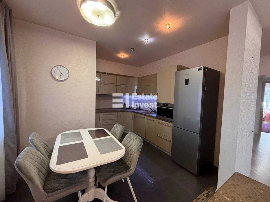 Продам 3 кімн. квартиру в новобудові на пр. Перемоги, 66П