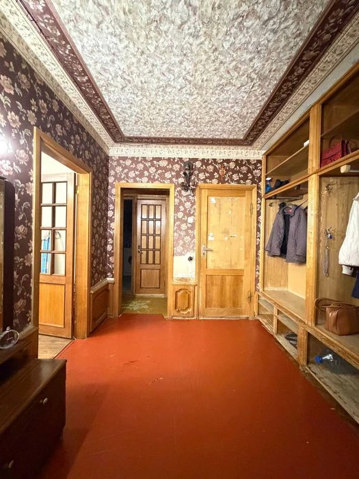 W S3 Sale of a 3-room apartment on Sobornosti Ukrainy Street 2