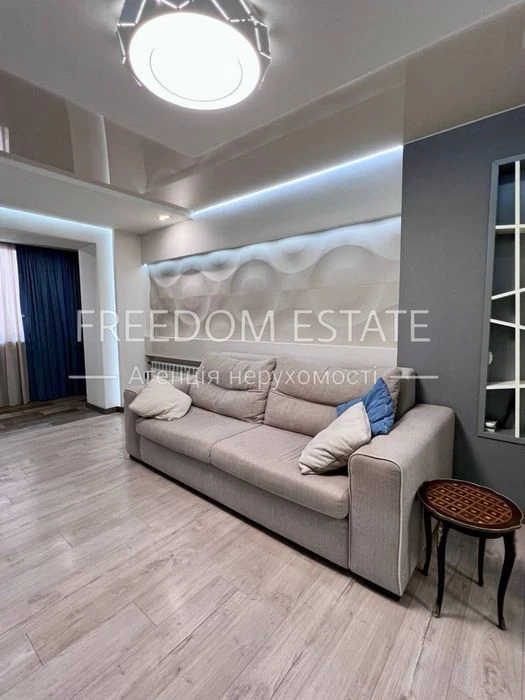 95 тыс.$ ПРОДАЖА / Квартира с новым ремонтом / Гагарина / Ле