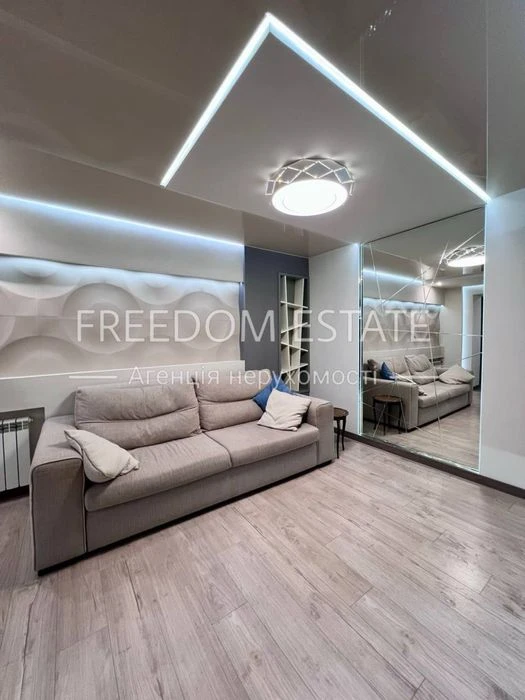 95 тыс.$ ПРОДАЖА / Квартира с новым ремонтом / Гагарина / Ле