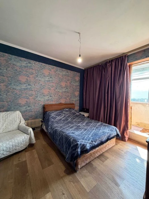 W S3 Sale of a 3-room apartment on Sobornosti Ukrainy Street 2