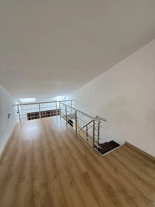 Продам гарну 3.к квартиру, Новоолександрівська, 54-а, Журавл