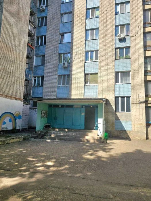 ND S4 Продам гостинку Салтівка Гвардейцев Широнівців 41, Сер