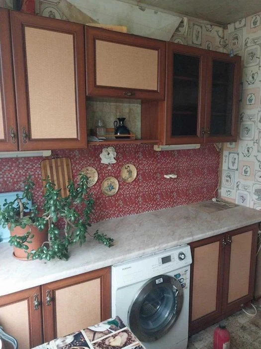 D1L  Продам 1 комн. подселение на Салтовке, ул. Салтовское ш