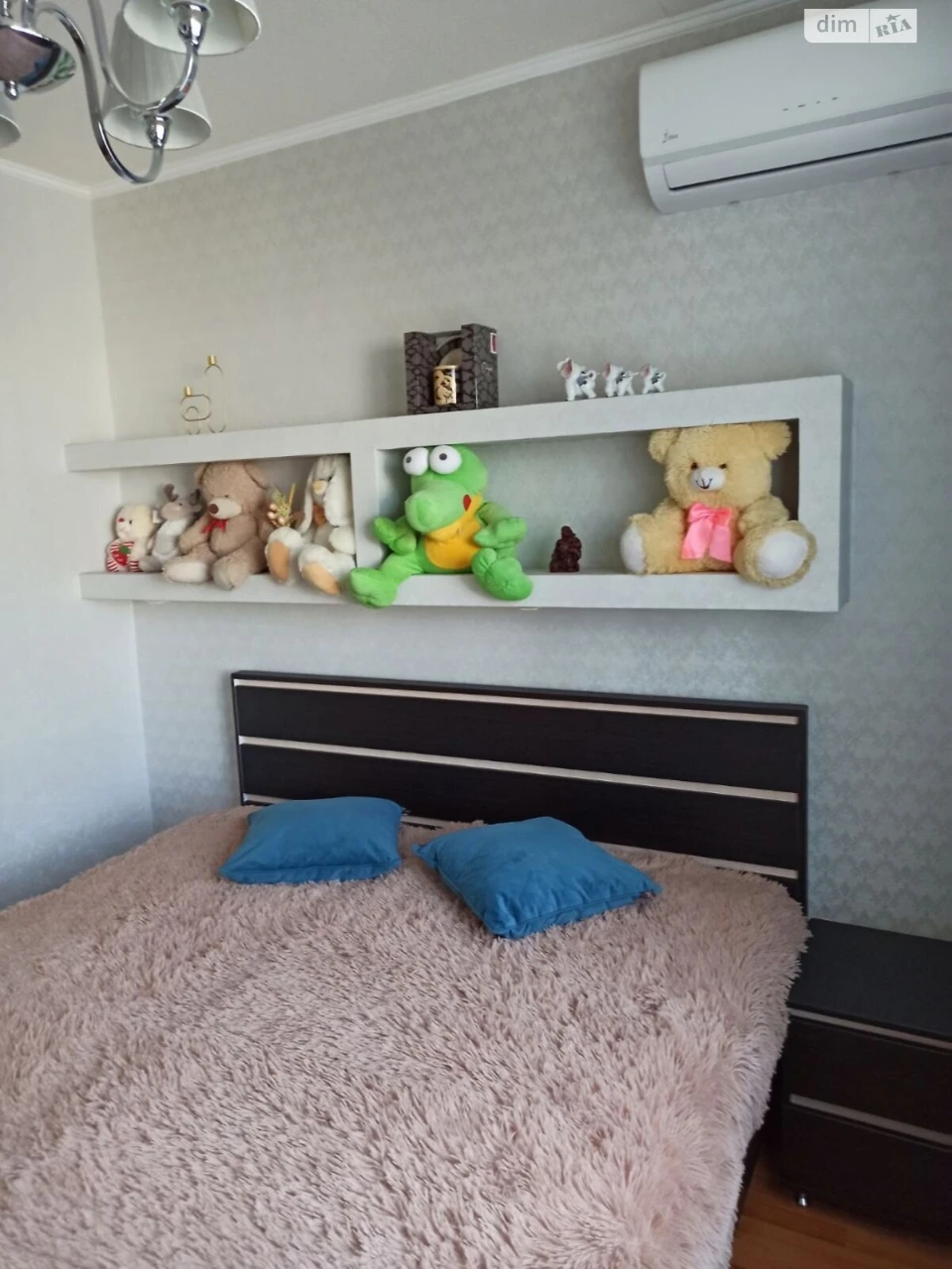 Продаж Квартира Роганський