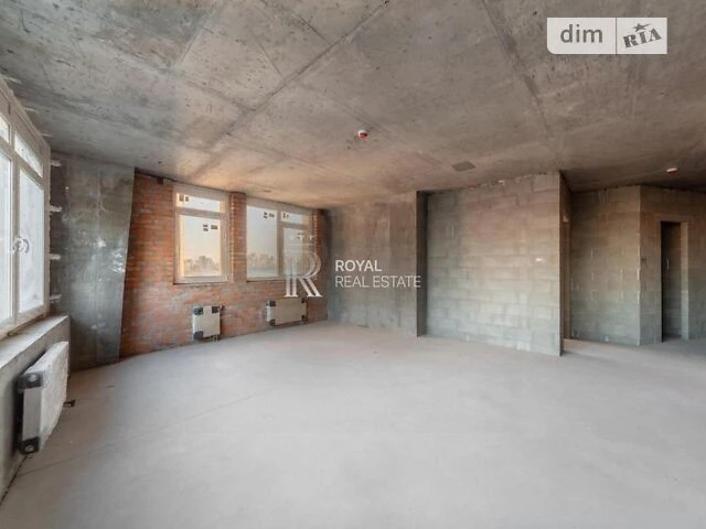 Sale of 4-room apartment 90.5 sq. m on Beresteyskyi Avenue 11 • I