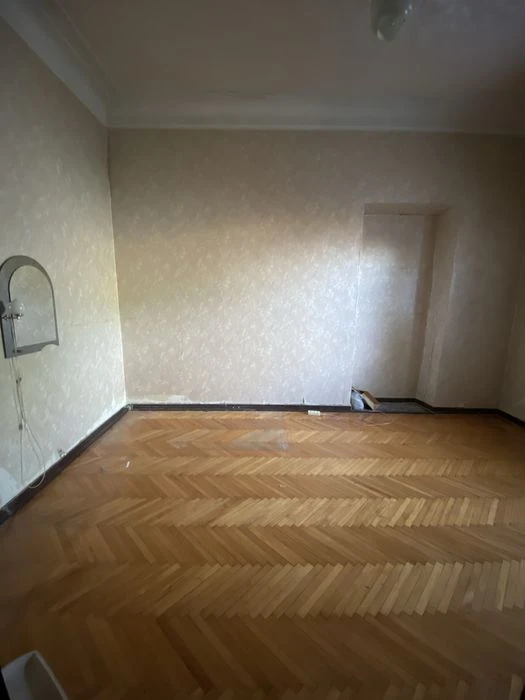 Продам 1 комнатную квартиру