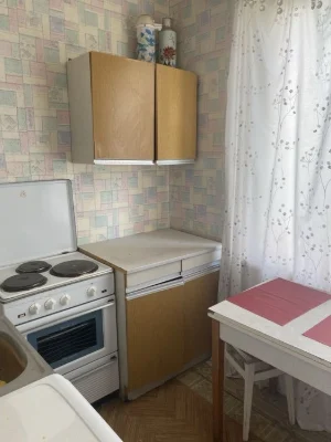Продается 2 х комн кв на Победы