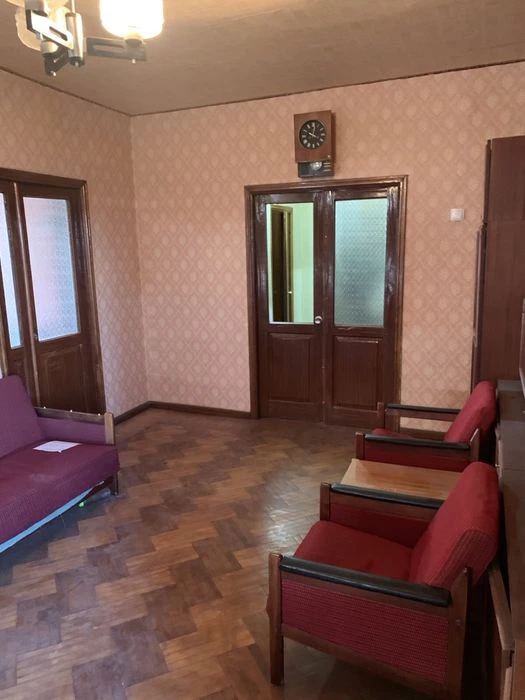 Продам 3-х к.кв 74 м.кв метро Научная ул.Шатиловская