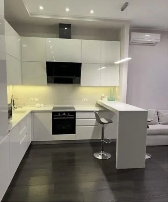Продажа 3к. 108квм, Центр пер. Банный 1, Дом на Набережной Н