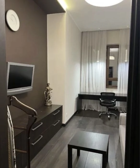 Продажа 3к. 108квм, Центр пер. Банный 1, Дом на Набережной Н