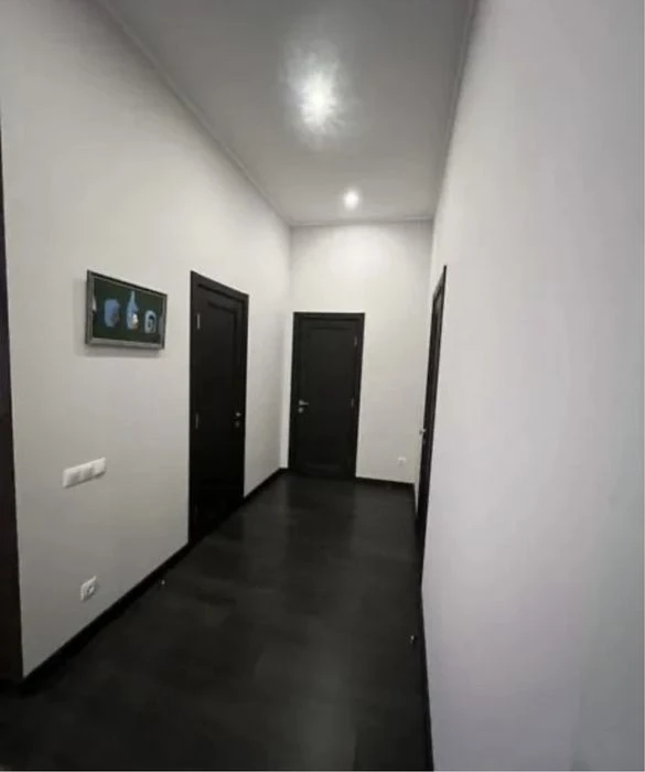 Продажа 3к. 108квм, Центр пер. Банный 1, Дом на Набережной Н
