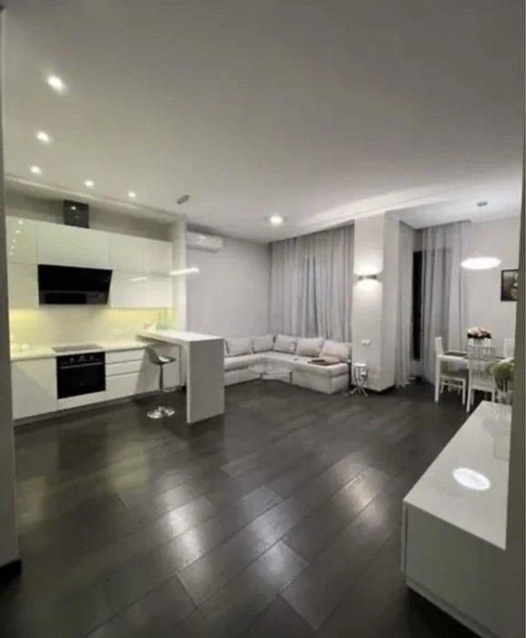 Продажа 3к. 108квм, Центр пер. Банный 1, Дом на Набережной Н