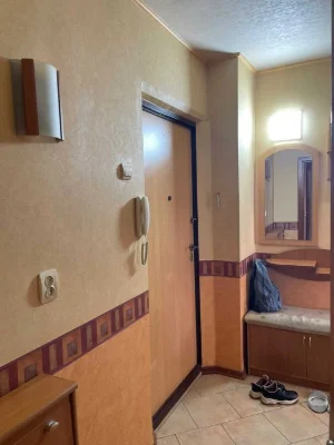 Продам 2 комн.квартиру на Салтовке в районе метро (405027)