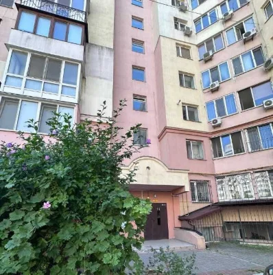 Продам 1-комн. квартиру с РЕМОНТОМ ул.Нищинского /ЦЕНТР/ НО
