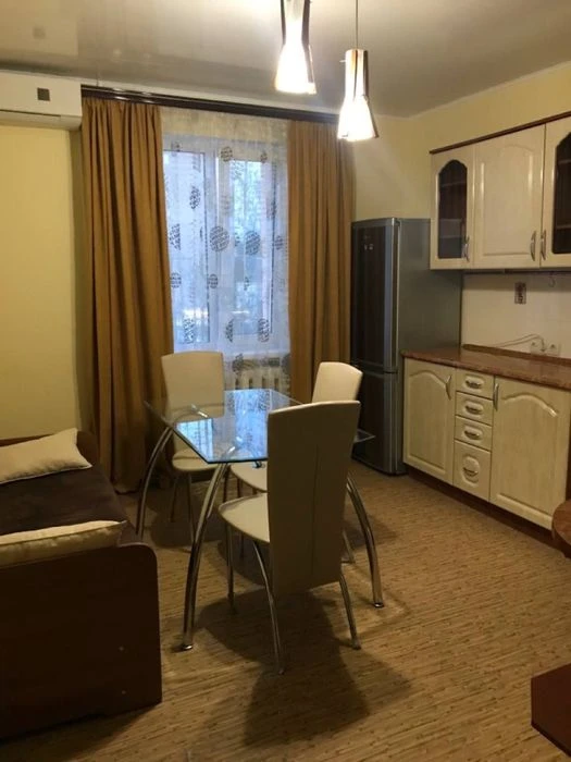 Продам 2 ком кв метро Научная ул Космическая