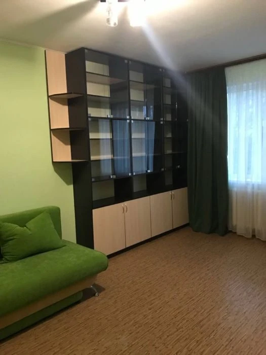 Продам 2 ком кв метро Научная ул Космическая