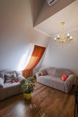 Екс! Продам 3к двоповерхову квартиру 120м2, 3й та 4й поверхи