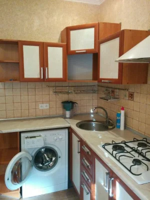 Дешево продам 3к возле метро на Салтовке