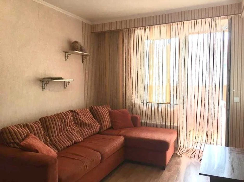 Дешево продам 3к возле метро на Салтовке
