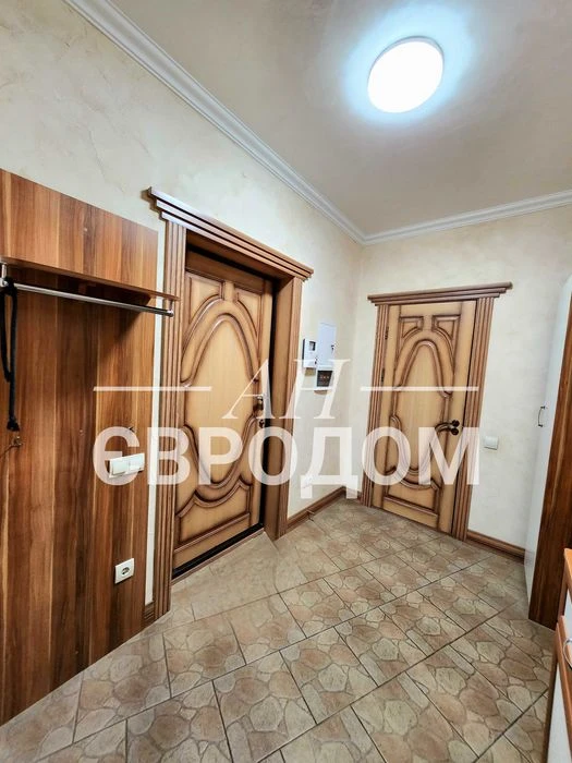 Продается 3к  в ЖК "Солнечный" на ул. Г.Широнинцев Є Відновл