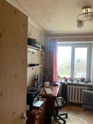 Продам 3х ком. кв. метро Дворец Спорта на Коммунальном рынке