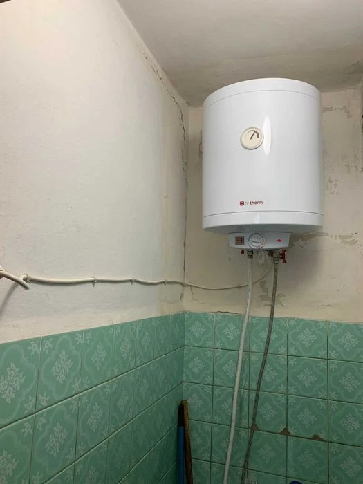 Продам 3х ком. кв. метро Дворец Спорта на Коммунальном рынке