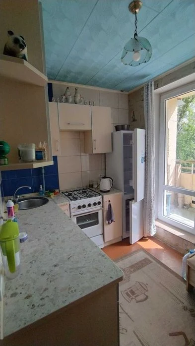 Продам 1-о комнатную квартиру метро Студентческая..
