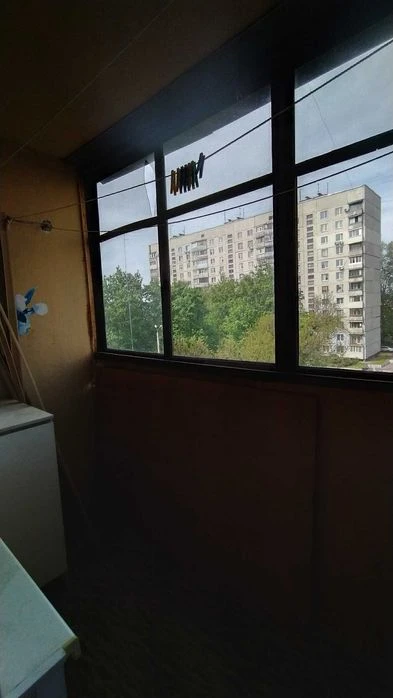Продам 1-о комнатную квартиру метро Студентческая..