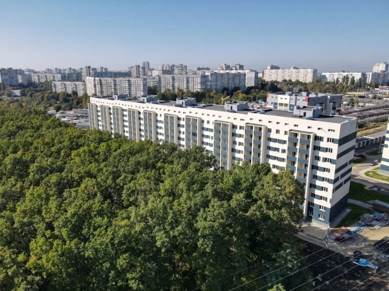 Е-Оселя.ЖК ПОБЕДЫ 2.Дом 3.Вид на лес выгодная цена.