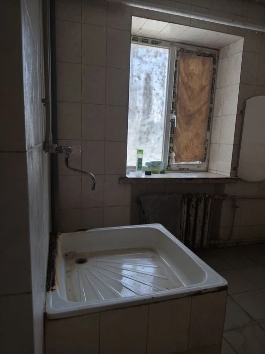 Продам 2комнаты на Отакара Яроша!