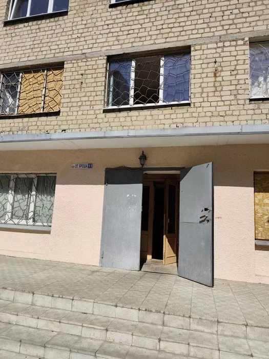 Продам 2комнаты на Отакара Яроша!