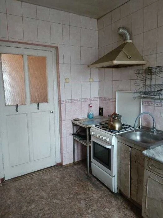 2к квартира пешком до метро Индустриальная