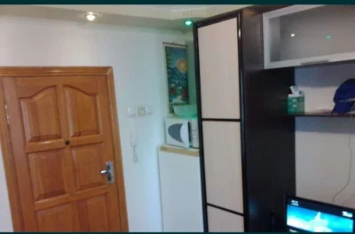 Продам гостинку с  ремонтом. Гвардейцев Щиронинцев. 39А