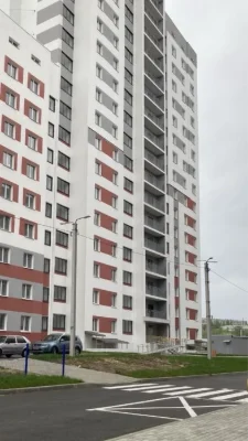 Продам 1 комнатную квартиру 46,6 м/кв новострой ЖК Гидропарк