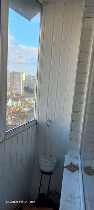 Власник!! Продам   3х комнатную квартиру возле метро холодна