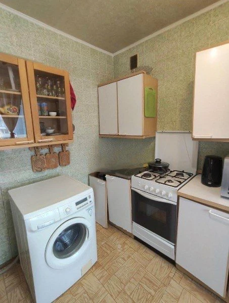Квартира 2 к.кв.  Жуковського ВЛАСНИК