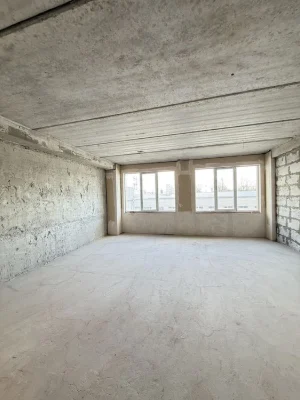 Продам 2.к квартиру, метро Масельского, пр-т. Тракторостроит