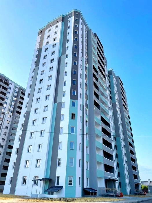 Продам 2-х комн , новострой , Жк Левада , Центр, Заливная 12