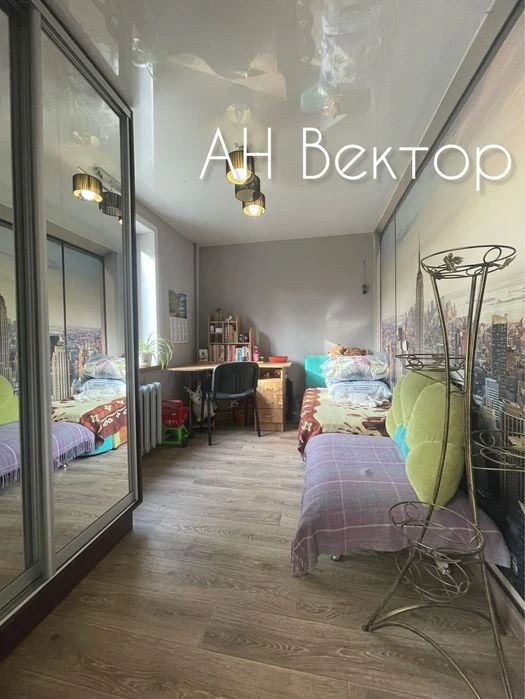 Продам 3 комнатную квартиру Новые Дома м.Дворец Спорта, Буль