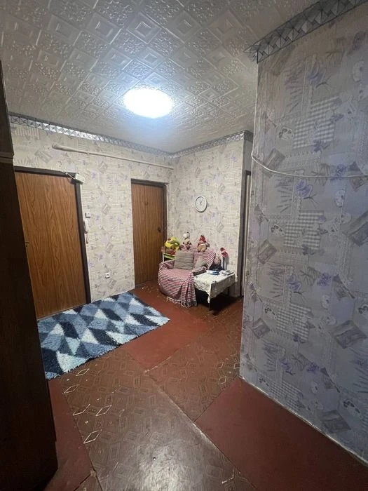 Продам 3 - 4 комнатную квартиру Северная Салтовка 1, Салтовс