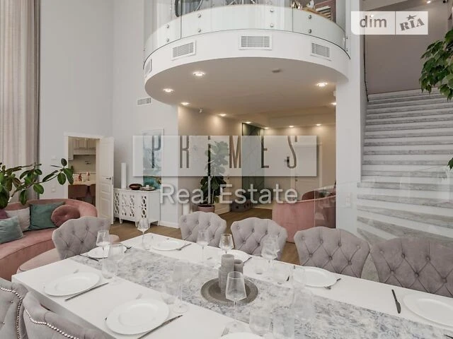 Продаж 6к квартири 316.6 кв. м на вул. В'ячеслава Чорновола