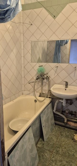 Продам 4х.к квартиру Пр.Победы