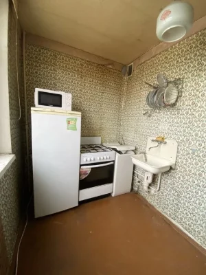 Продається 1к квартира 32 кВ.м. Холодна Гора Григорівське  Ш