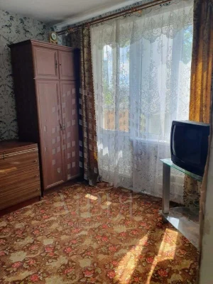 Продам 1кв. 27м2  Салтовка м.Студенческая, ул. Валентиновска