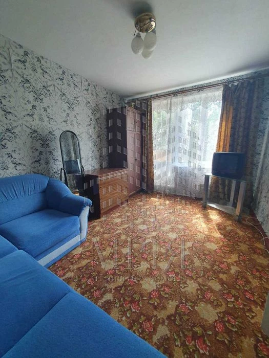 Продам 1кв. 27м2  Салтовка м.Студенческая, ул. Валентиновска