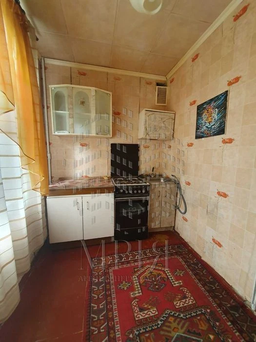 Продам 1кв. 27м2  Салтовка м.Студенческая, ул. Валентиновска