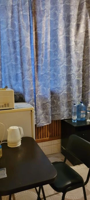 Продам . Науки15 1к.квартиру