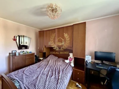 I will sell a 3-room apartment at 1B Lesya Kurbasa Avenue, Svyat